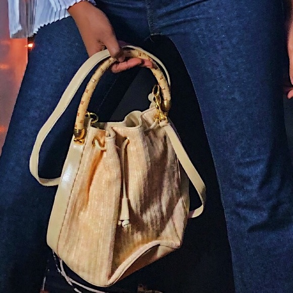 Golden hand/cross body bag - Picture 2 of 3